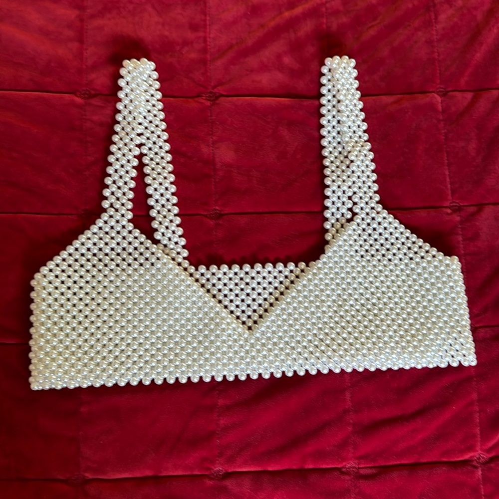 Peggy Crop top in Pearl - Picture 16 of 17